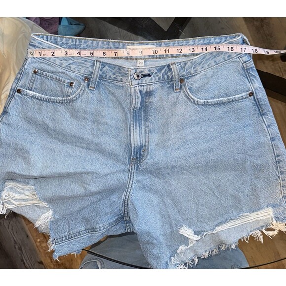 Abercrombie & Fitch Curve Love High Rise Loose Cutoff Denim Shorts Size 32 - Picture 9 of 13